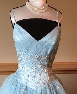 Tiffany Blue Size 6 Ball gown on Queenly