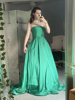 Sherri Hill Green Size 4 Pageant Corset Ball gown on Queenly