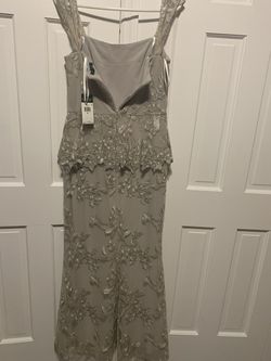 Ralph Lauren Silver Size 8 Lace $300 Straight Dress on Queenly