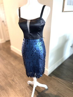 Guess Blue Size 2 Cocktail Dress on Queenly