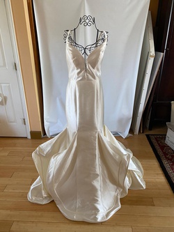 Mac Duggal  White Size 10 Mermaid Dress on Queenly