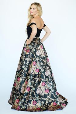 Style 19100 Jolene Black Size 14 Tall Height Prom Ball gown on Queenly