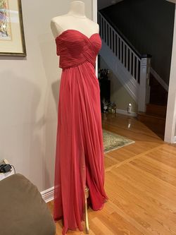 La Femme Red Size 6 Holiday Wedding Guest Straight Dress on Queenly
