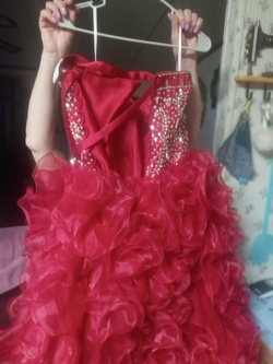 Jovani Red Size 6 Jiovanni Ball gown on Queenly