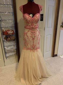 2 Cute Prom Multicolor Size 6 Barbiecore Light Pink Mermaid Dress on Queenly