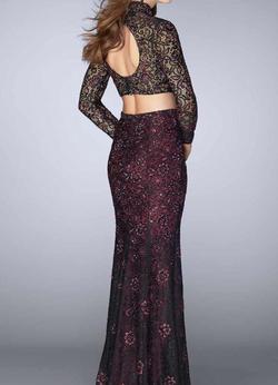 La Femme Black Size 6 Sleeves Two Piece Lace Mermaid Dress on Queenly