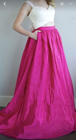 Sherri Hill Pink Size 4 Two Piece Prom Ball gown on Queenly