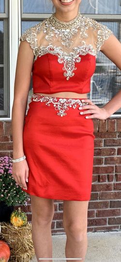 Mac Duggal Red Size 2 Halter Homecoming Two Piece Cap Sleeve Cocktail Dress on Queenly