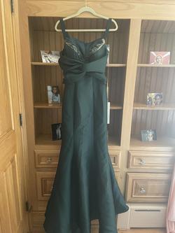 Tarik Ediz Green Size 0 Prom Mermaid Dress on Queenly