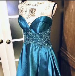 Tony Bowls Green Size 8 Pockets Strapless Prom Ball gown on Queenly