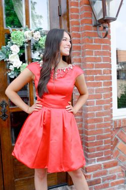 Sherri Hill Red Size 6 Midi Holiday Cocktail Dress on Queenly