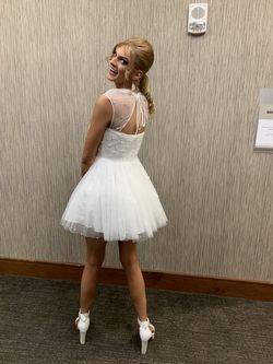 Sherri Hill White Size 12 Cocktail Dress on Queenly