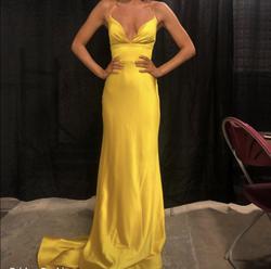 ON HOLD Yellow Size 0 Mermaid Dress on Queenly
