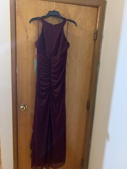 Red Size 10 Straight Dress on Queenly
