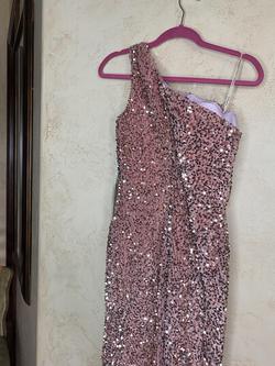 Pink Size 8 Side slit Dress on Queenly