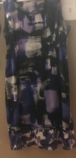 Vera wang Multicolor Size 14 Straight Dress on Queenly