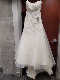 Aura Bridal White Size 16 Floor Length $300 Mermaid Wedding Train Dress on Queenly