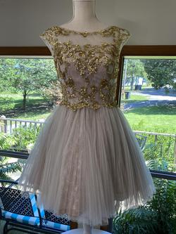 Sherri Hill White Size 6 Nude Cocktail Dress on Queenly