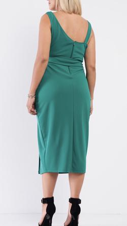 Green Size 14 Cocktail Dress on Queenly