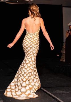 Jovani Gold Size 6 Spaghetti Strap Prom Train Dress on Queenly