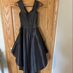 Windsor Black Size 8 High Low A-line Dress on Queenly