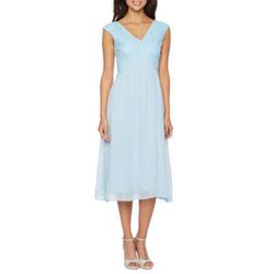 Melrose Light Blue Size 22 Party Bridesmaid A-line Dress on Queenly