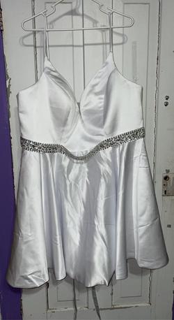 White Size 26 Cocktail Dress on Queenly