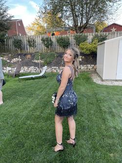Sherri Hill Silver Size 00 Sequined Homecoming Fully-beaded Cocktail Dress on Queenly