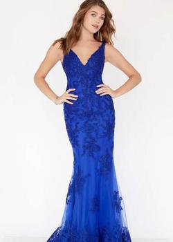 Jolene  Blue Size 6 Straight Dress on Queenly