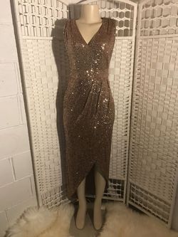 Calvin Klein Gold Size 2 Polyester Floor Length Black Tie Sequin Military Straight Dress on Queenly