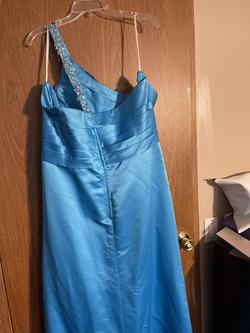KANALI K Blue Size 22 Floor Length Plus Size Straight Dress on Queenly