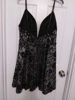 Luccilu Black Size 14 Wedding Guest Flare Spaghetti Strap Prom Cocktail Dress on Queenly