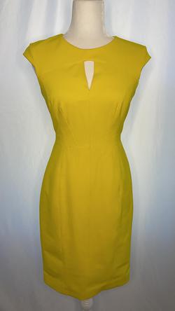 Karen Millen Yellow Size 6 Jersey Fitted Cocktail Dress on Queenly