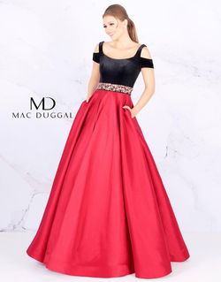 Style 77506 Mac Duggal Red Size 12 Velvet Prom Ball gown on Queenly