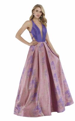 Style 16046 Morrell Maxie Purple Size 2 Prom Plunge Ball gown on Queenly