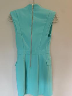 Green Size 4 Cocktail Dress on Queenly