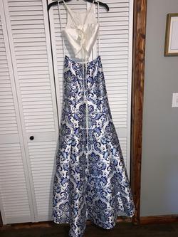 Camille La Vie Blue Size 0 Fitted Print Mermaid Dress on Queenly
