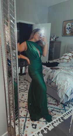 Portia and Scarlett Green Size 4 Holiday Prom Overskirt Side slit Dress on Queenly