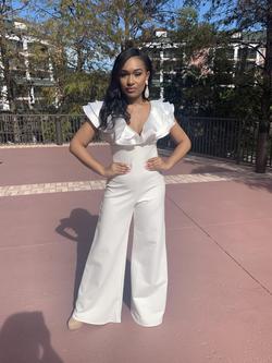 Sherri Hill White Size 4 Fitted Jumpsuit Dress on Queenly