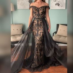 Jovani Black Size 00 Sheer Floor Length Mermaid Dress on Queenly