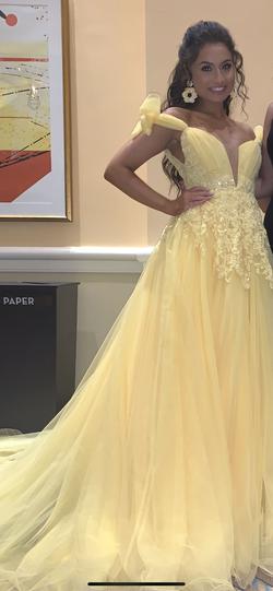 Tarik Yellow Size 2 Showstopper Mini Ball gown on Queenly