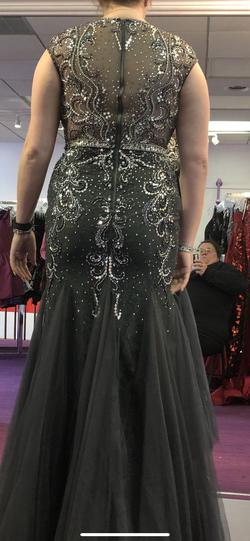 Johnathan Kayne Silver Size 14 Prom Mermaid Dress on Queenly
