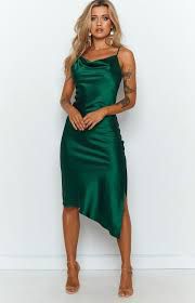 Greeni Green Size 00 Bodycon Spaghetti Strap Side Slit Ball gown on Queenly