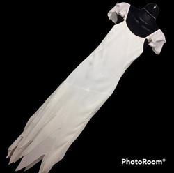 White Size 4 Straight Dress on Queenly
