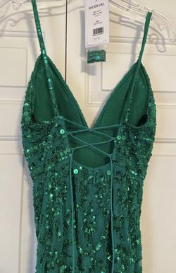 Sherri Hill Green Size 0 Fitted Cut Out Cocktail Dress on Queenly