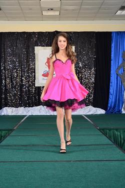 Sherri Hill Hot Pink Size 00 Black Cocktail Dress on Queenly