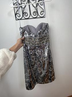 Silver Size 0 Cocktail Dress on Queenly