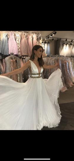 Sherri Hill White Size 2 Showstopper Prom Jewelled A-line Dress on Queenly