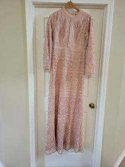 Nude Size 12 Straight Dress on Queenly