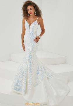 Style 14078 Panoply White Size 6 Tall Height Mermaid Dress on Queenly